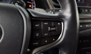 ES300h 7th Generation