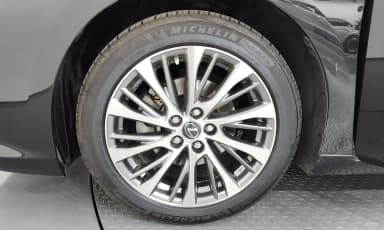 ES300h 7th Generation