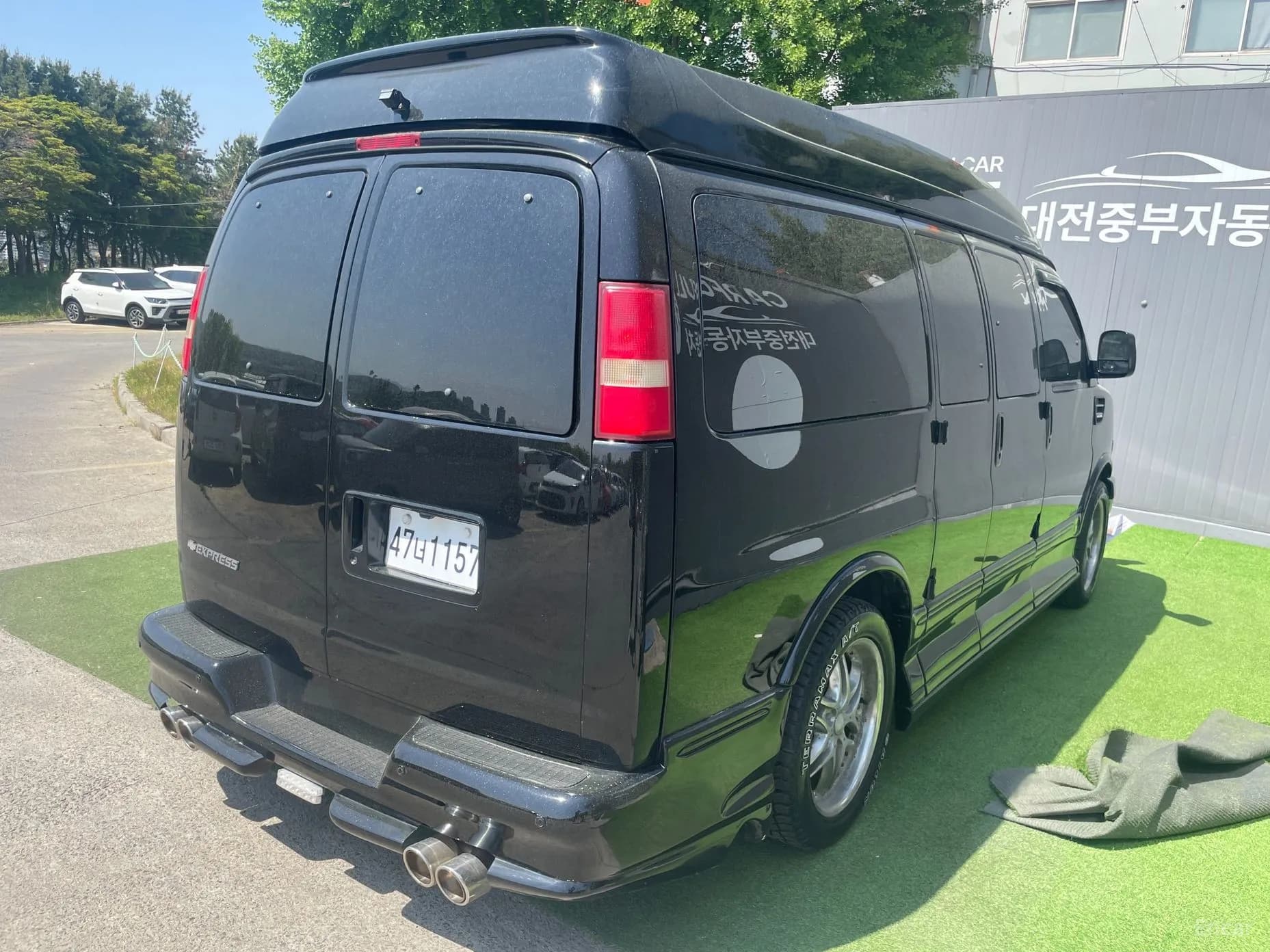 Express Van