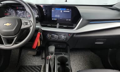 Trax Crossover