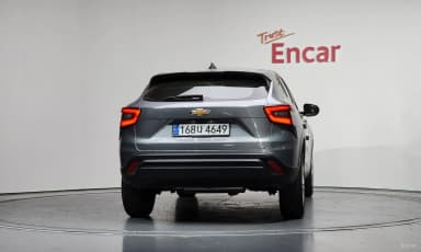 Trax Crossover