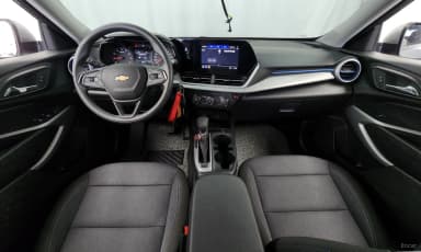 Trax Crossover
