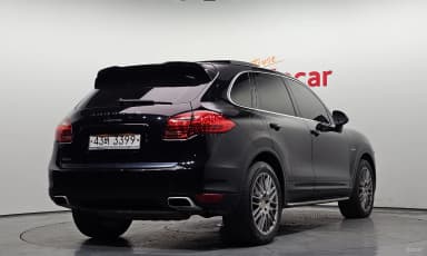 New Cayenne