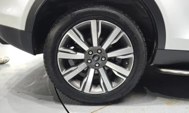 Discovery Sports