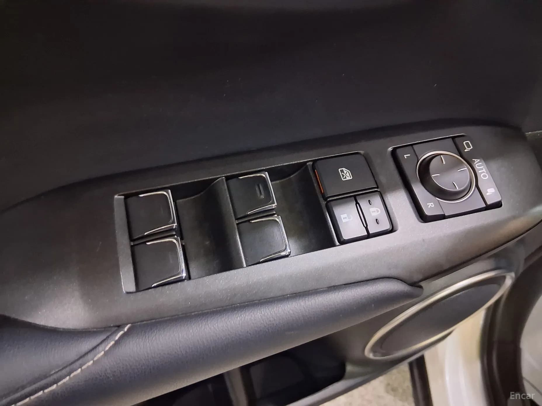 NX300h