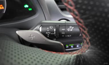 UX250h