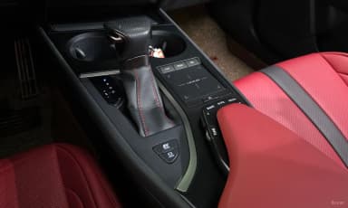 UX250h