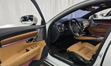 S90