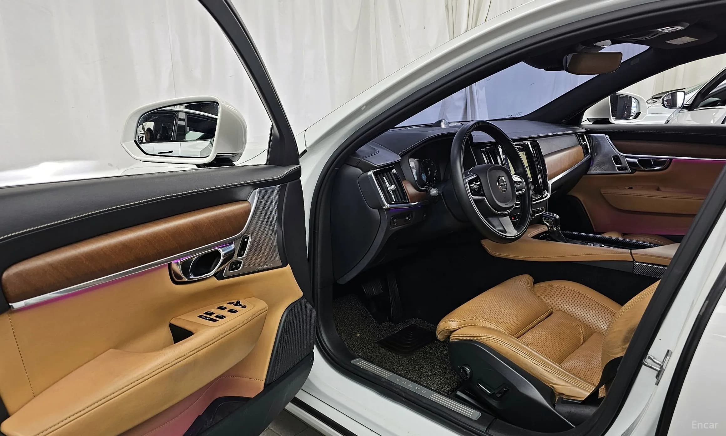 S90