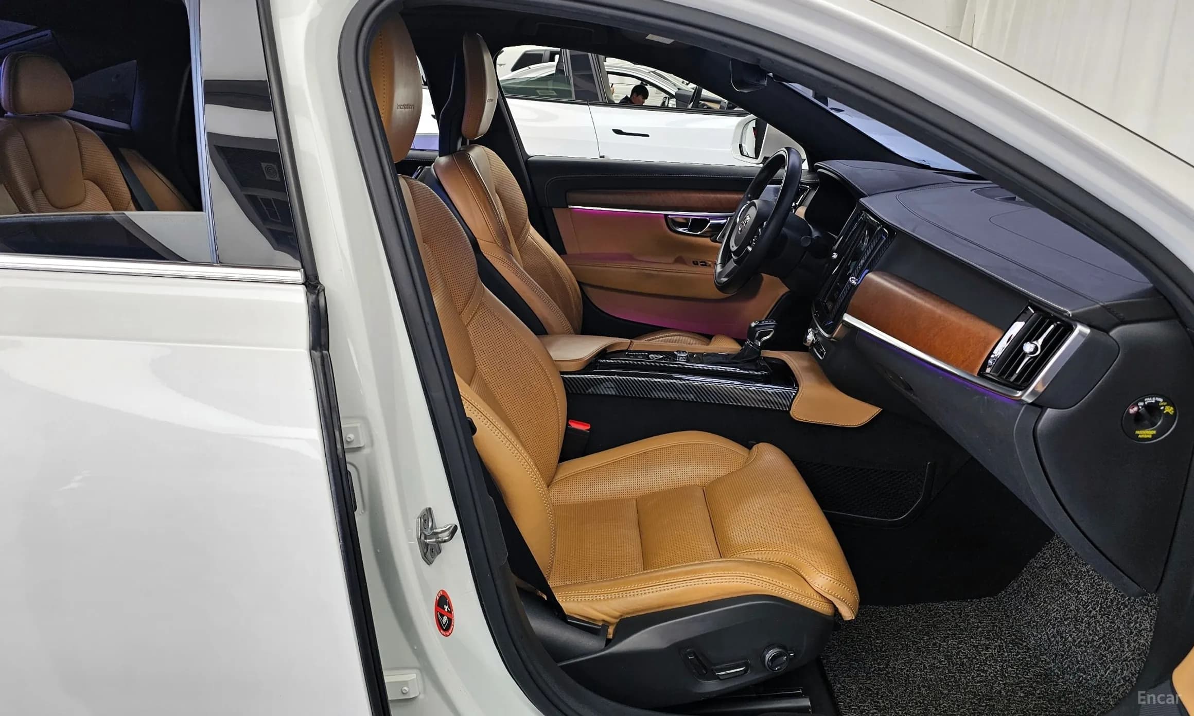 S90