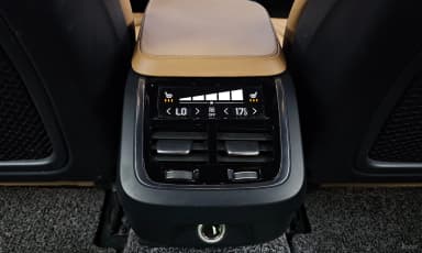 S90