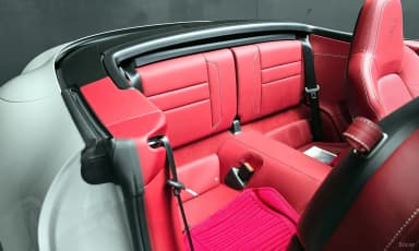 911 (992)