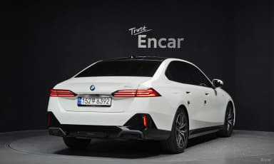 5 Series (G60)