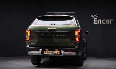 Rexton Sports Khan