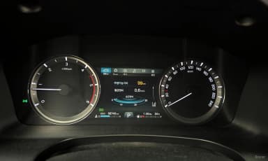 Rexton Sports Khan