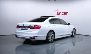 7 Series (G11)