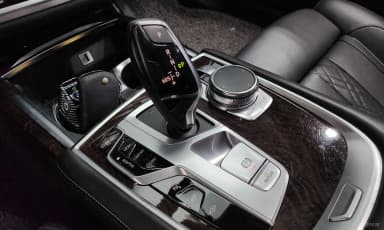 7 Series (G11)