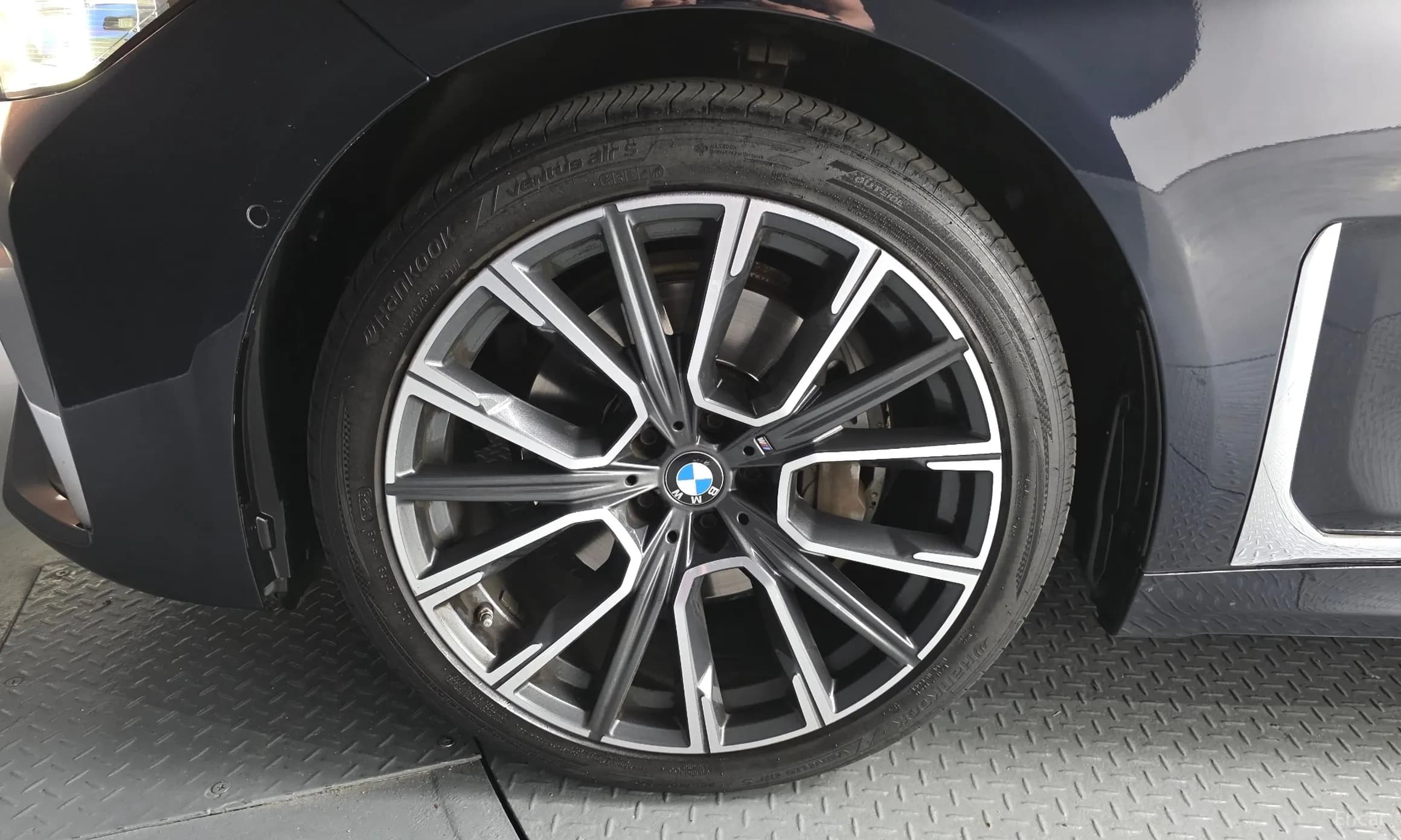 7 Series (G11)