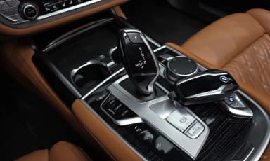 7 Series (G11)
