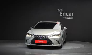 ES300h 7th Generation