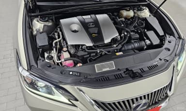 ES300h 7th Generation
