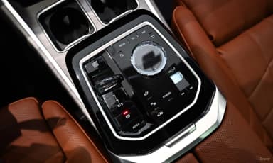 7 Series (G70)