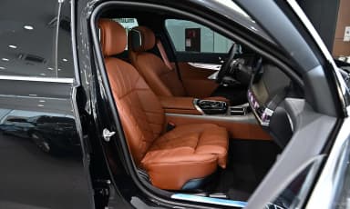 7 Series (G70)