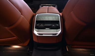 7 Series (G70)