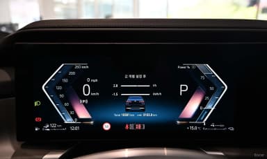 7 Series (G70)