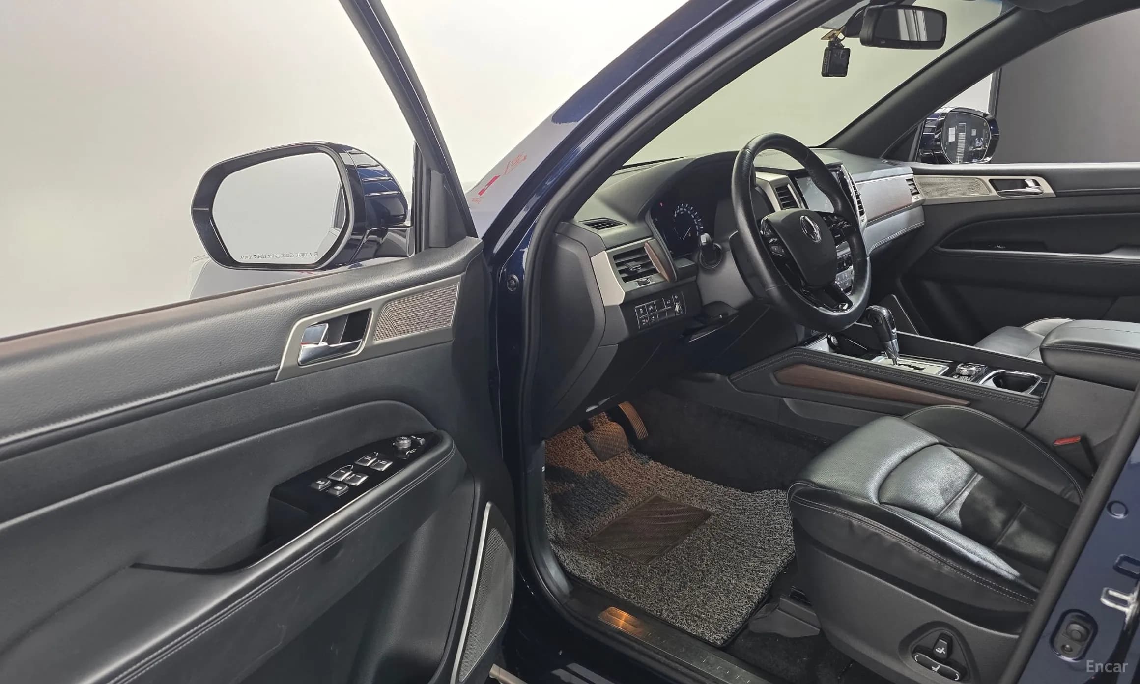 G4 Rexton