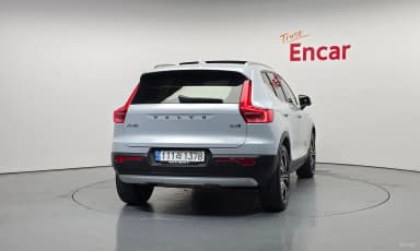 XC40