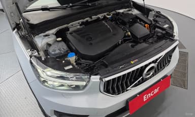 XC40
