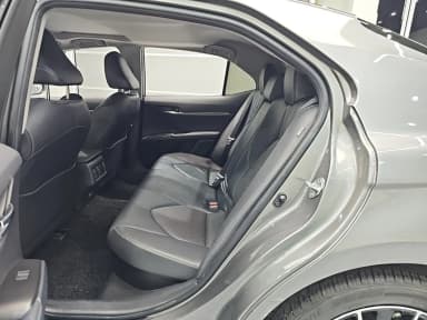 Camry (XV70)