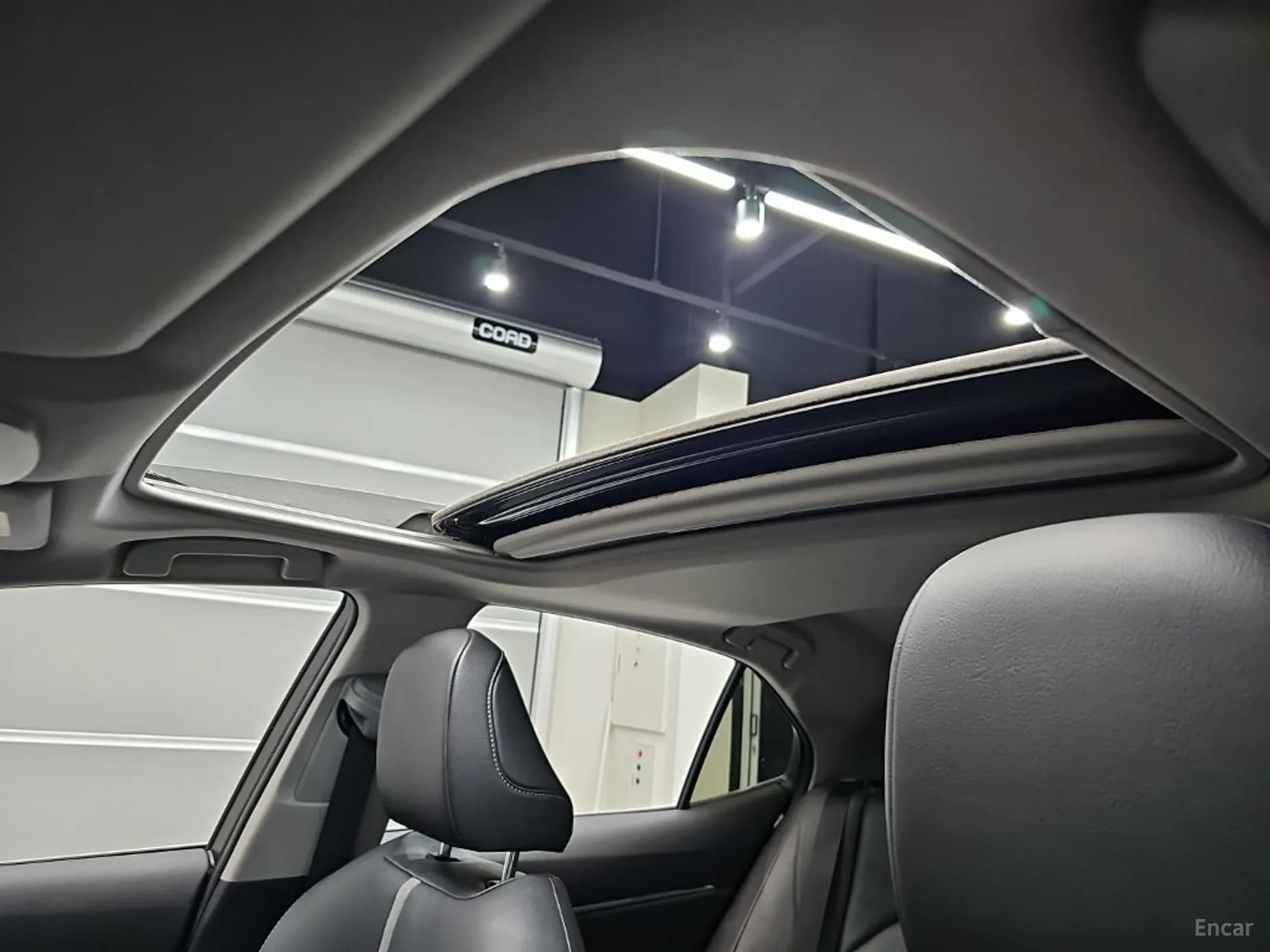 Camry (XV70)