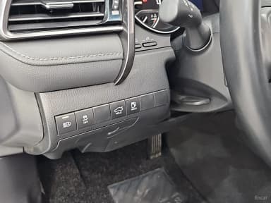Camry (XV70)