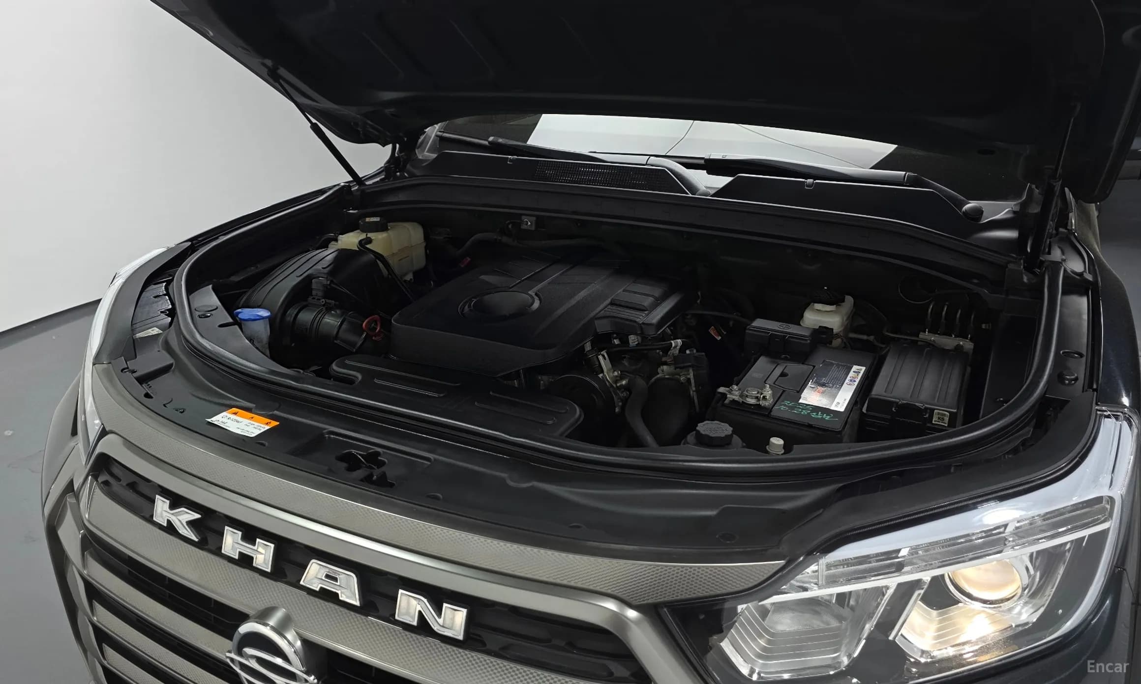 Rexton Sports Khan