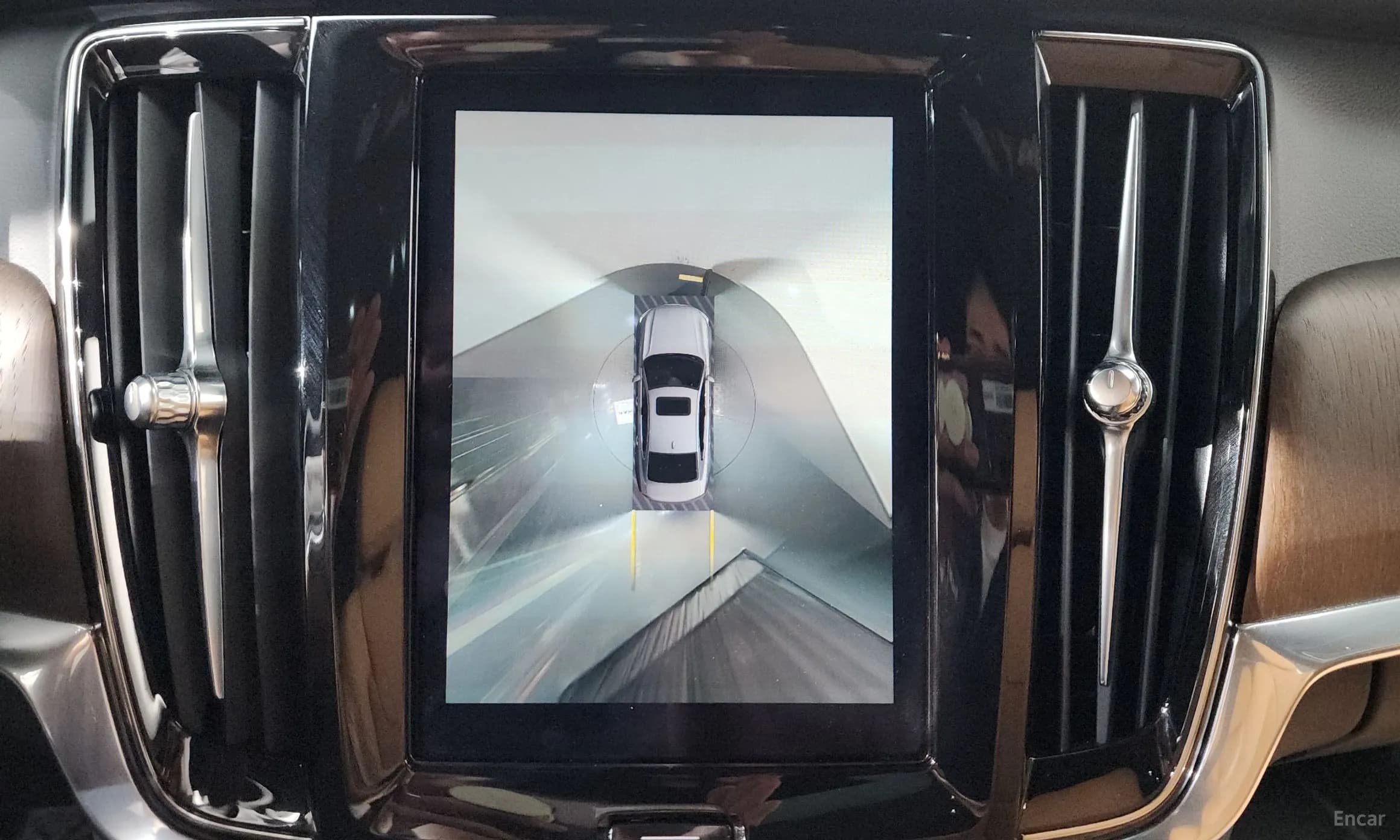 S90