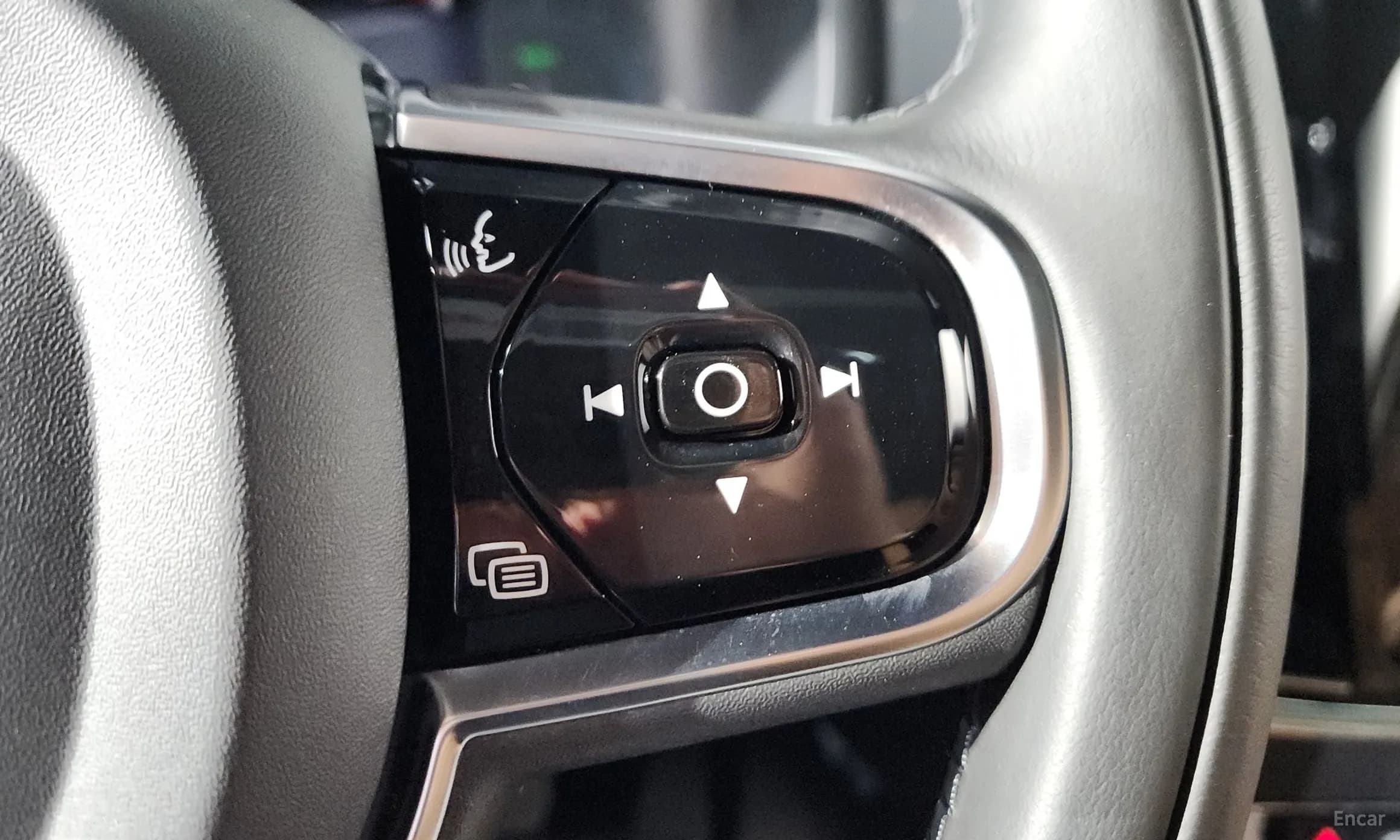 S90