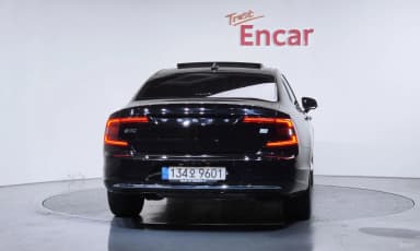 S90