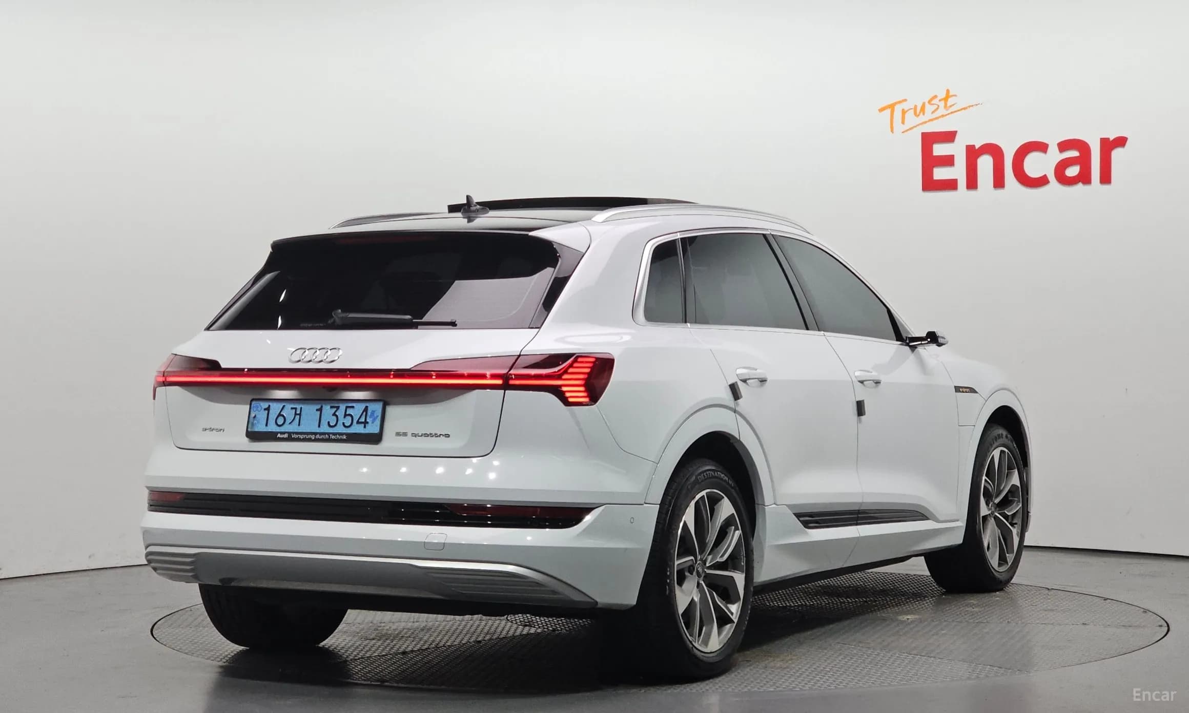e-tron