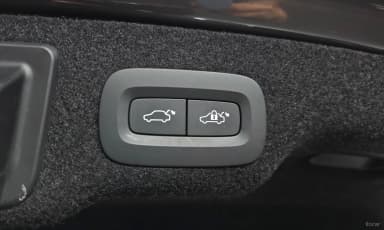 S90