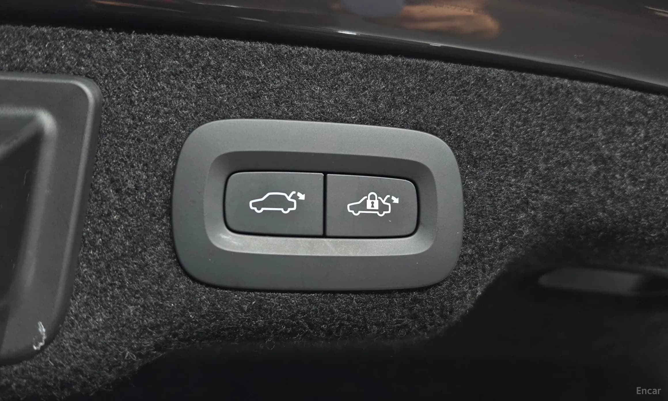 S90