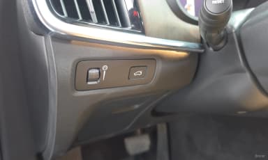 S90
