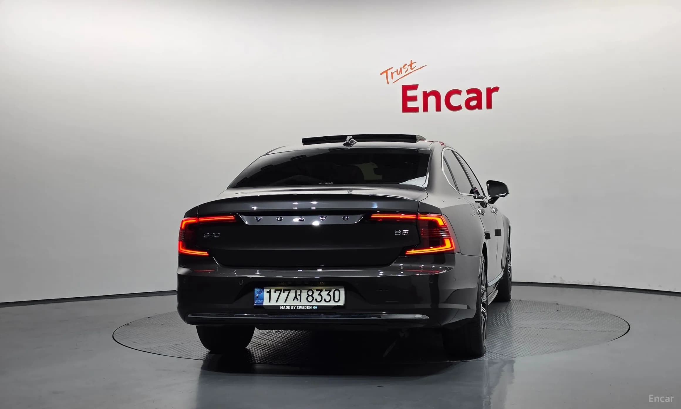 S90