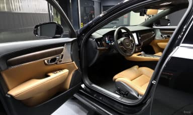 S90
