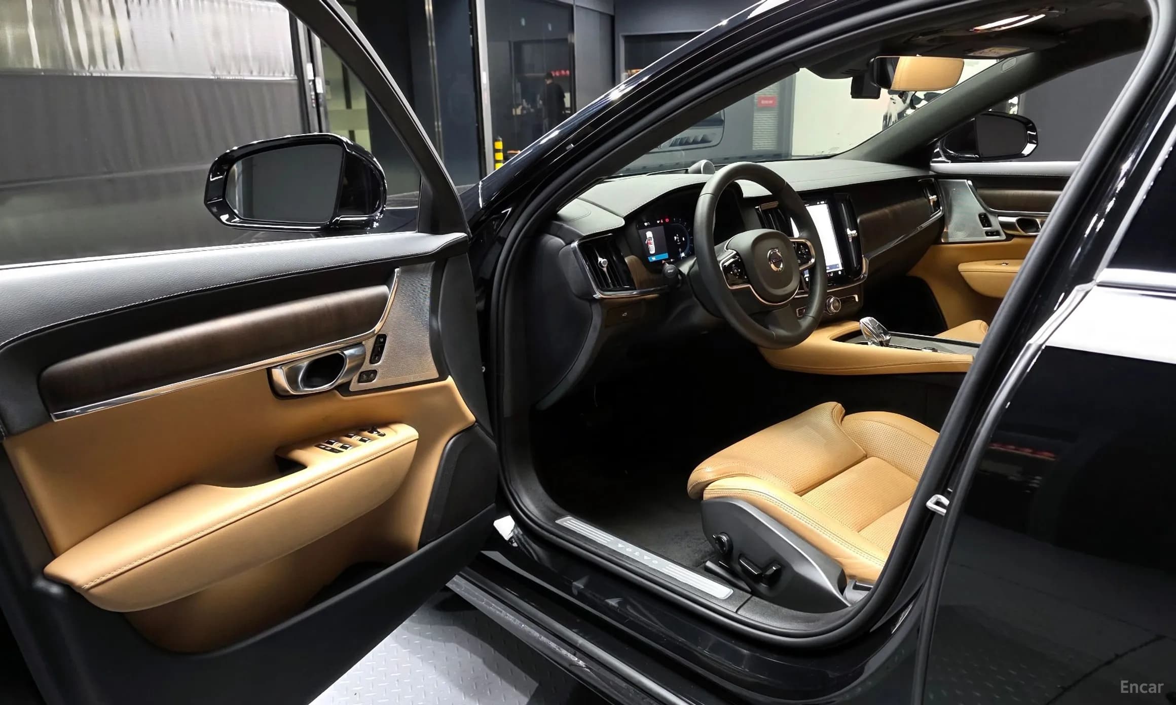 S90