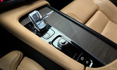S90