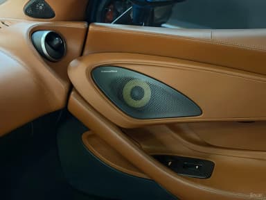 570S