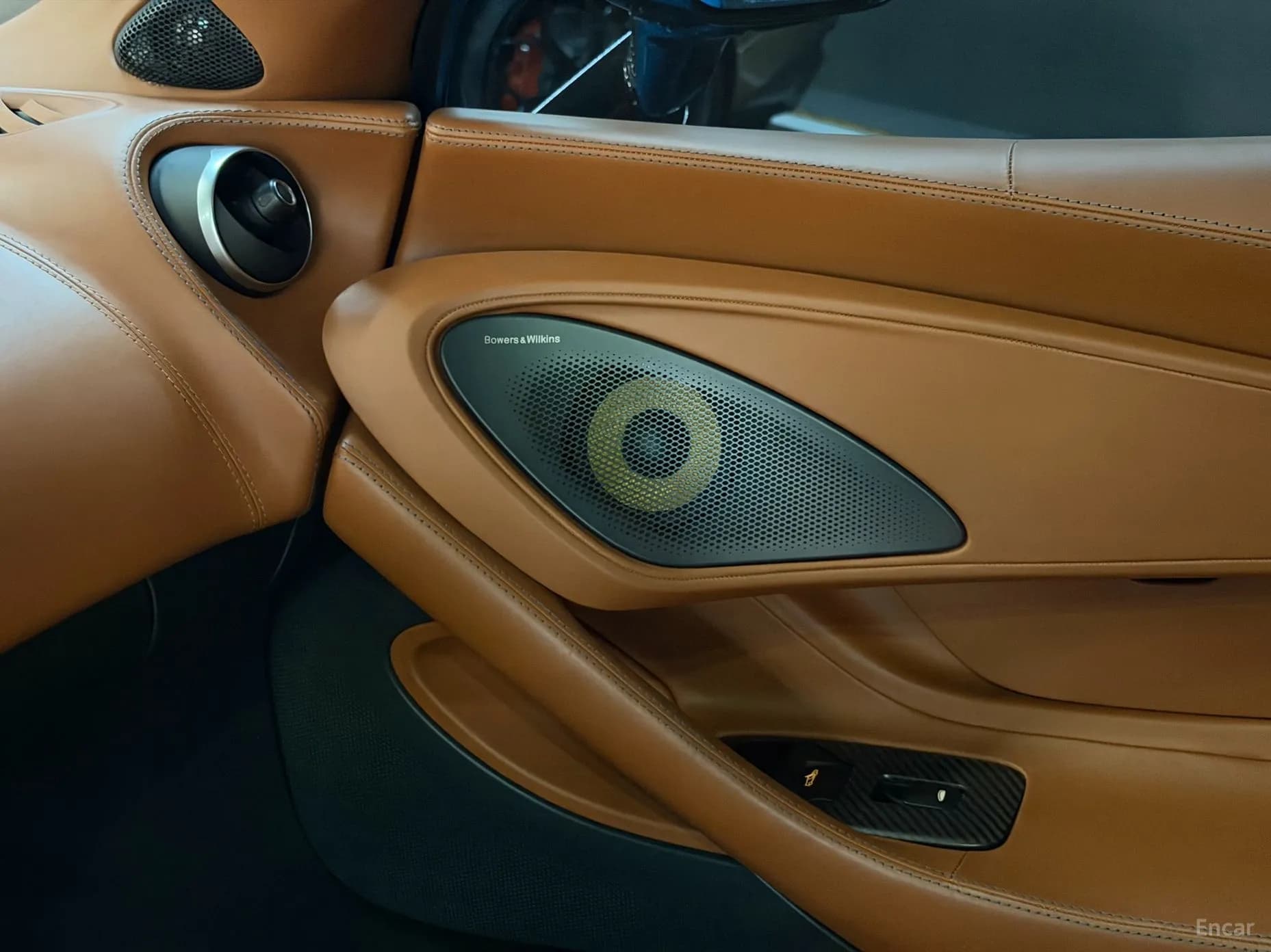 570S