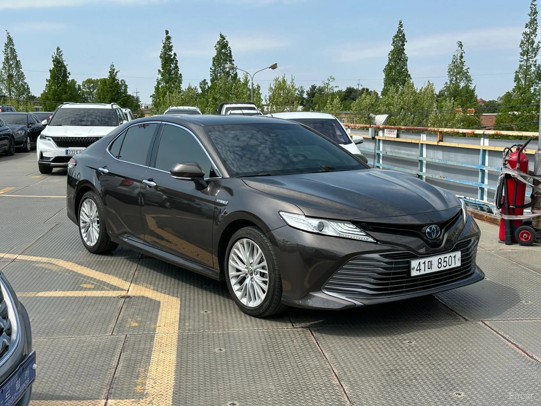 Camry (XV70)